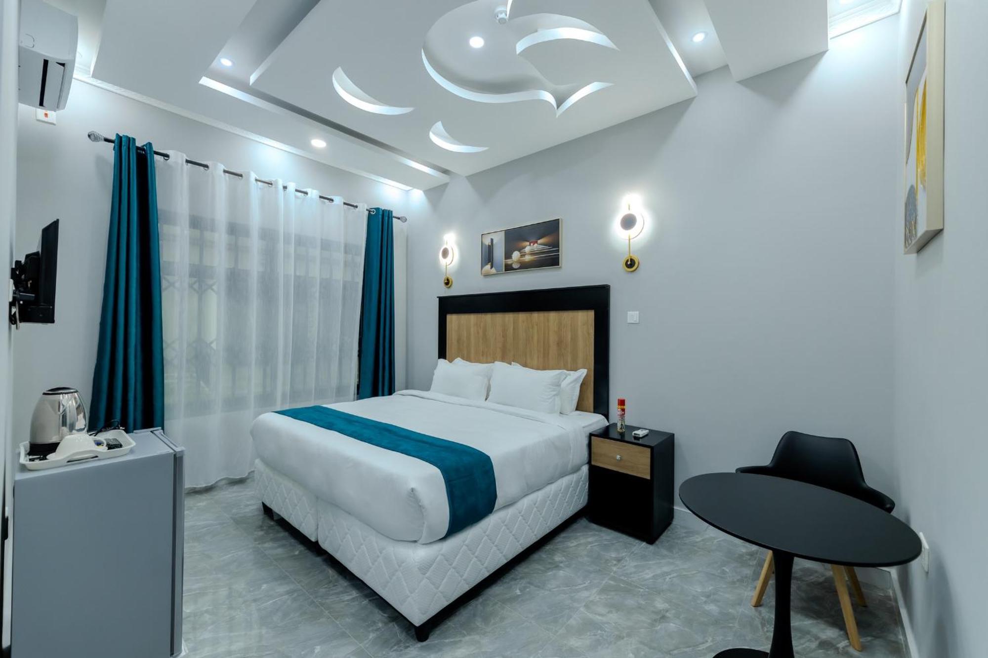 Newday Lodge Apartments لوساكا المظهر الخارجي الصورة
